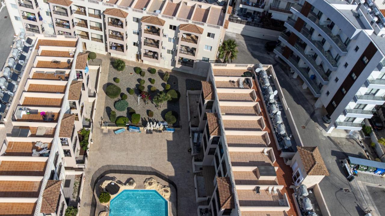 パ フォスRoyal Seacrest Crown-Jewel, 2B, Pools, Sea, Centerアパートメント エクステリア 写真