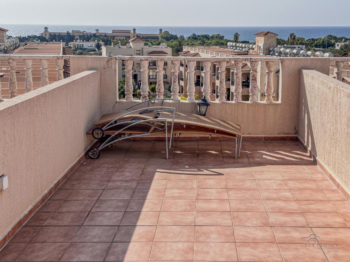 パ フォスRoyal Seacrest Crown-Jewel, 2B, Pools, Sea, Centerアパートメント エクステリア 写真