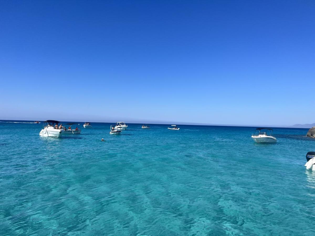 パ フォスRoyal Seacrest Crown-Jewel, 2B, Pools, Sea, Centerアパートメント エクステリア 写真